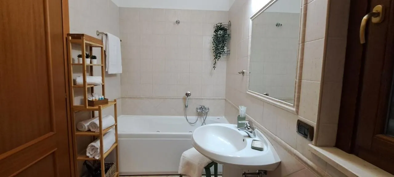 Regina Ciclarum Suite Fiumicino